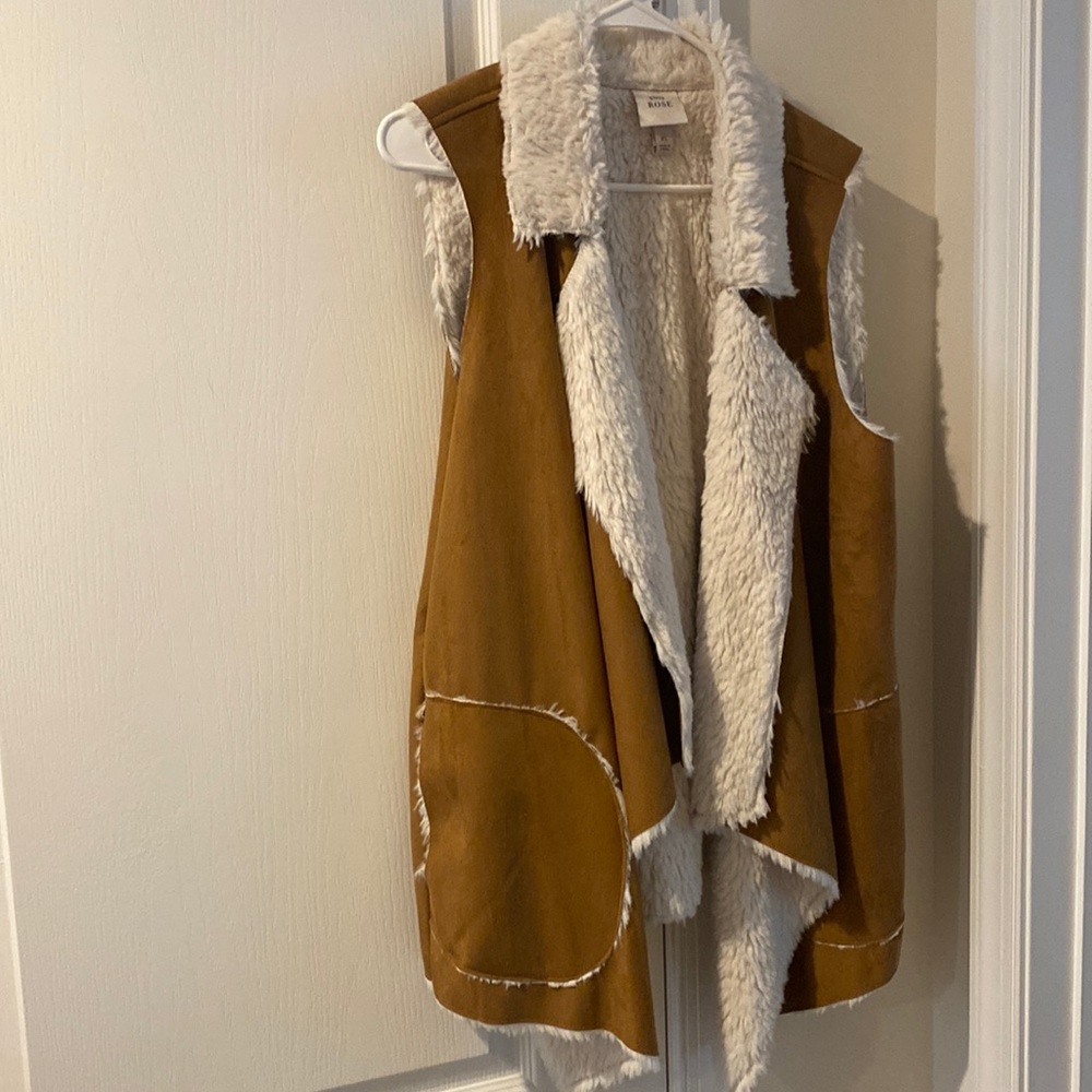 Knox Rose brown and tan vest